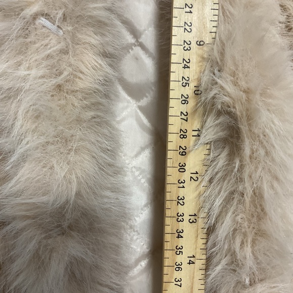 NEW!! Dusky Beige Highlights Creamy White Fox Fur Cropped Long Sleeve Fur Jacket - Picture 14 of 16